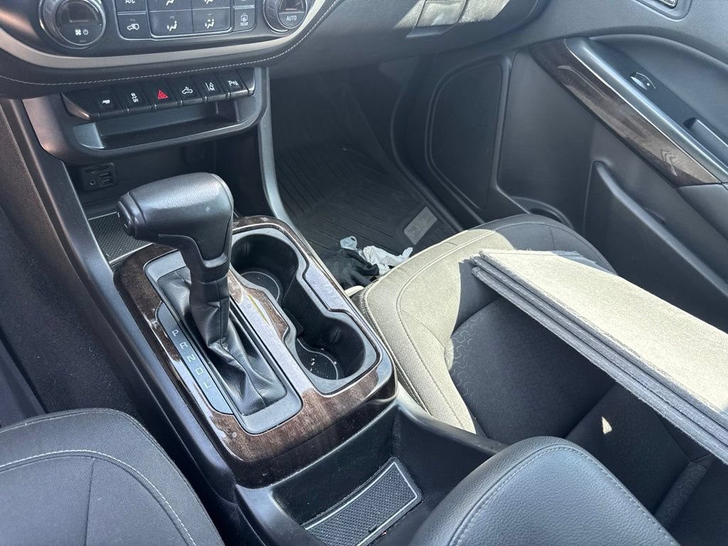 Used 2020 GMC Canyon SLE w/ Driver Alert Package AWD/4WD image 11