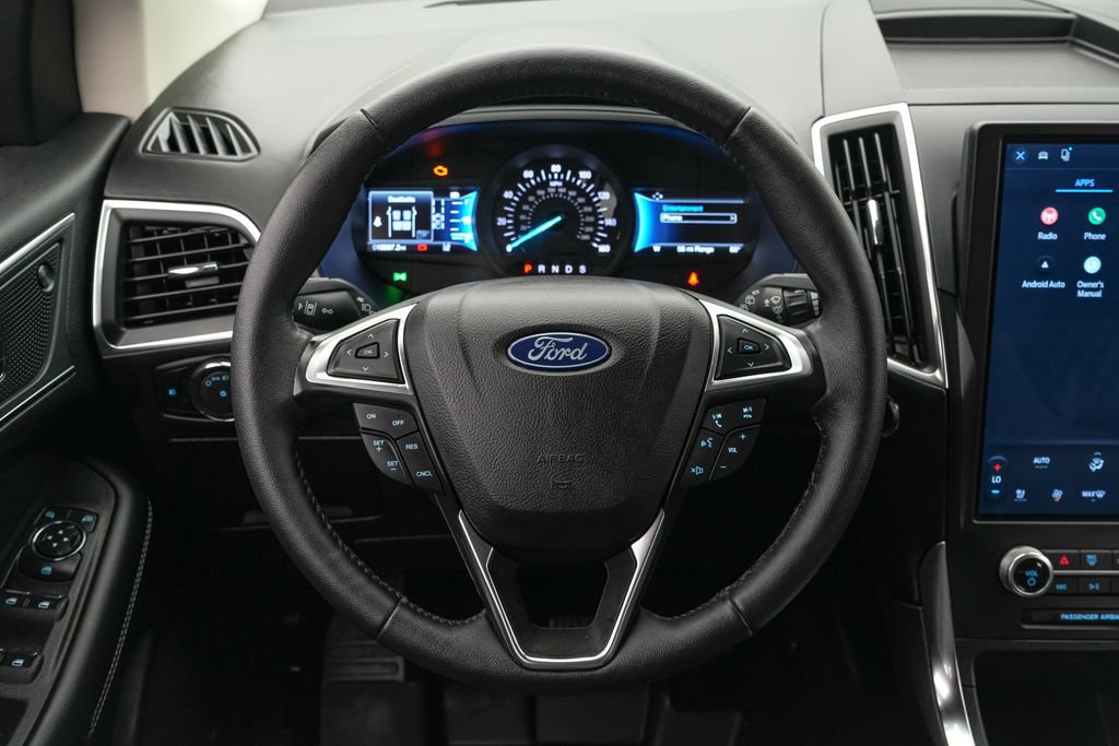 Certified 2024 Ford Edge Titanium AWD/4WD image 13