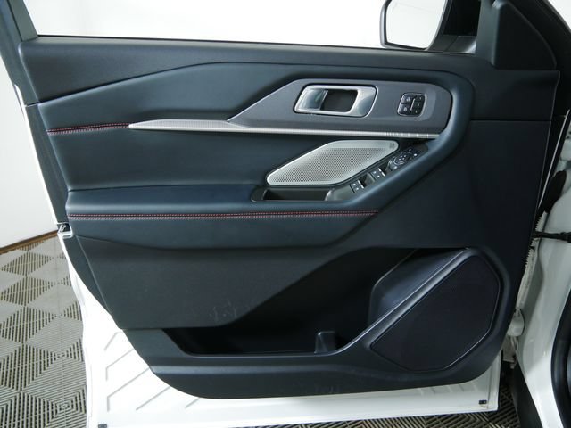 Certified 2025 Ford Explorer ST AWD/4WD image 20