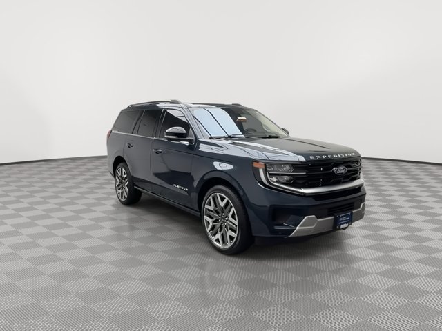 Certified 2025 Ford Expedition Platinum w/ Platinum Ultimate Package AWD/4WD image 40