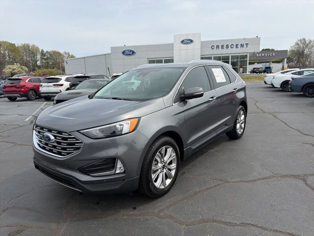Certified 2024 Ford Edge Titanium image 3