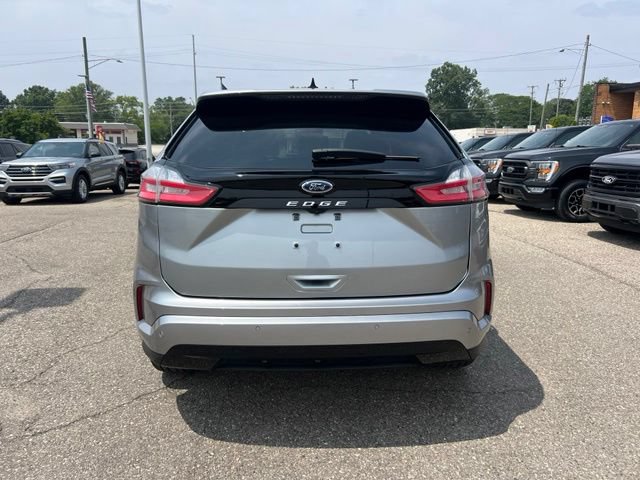 Certified 2024 Ford Edge ST-Line AWD/4WD image 5