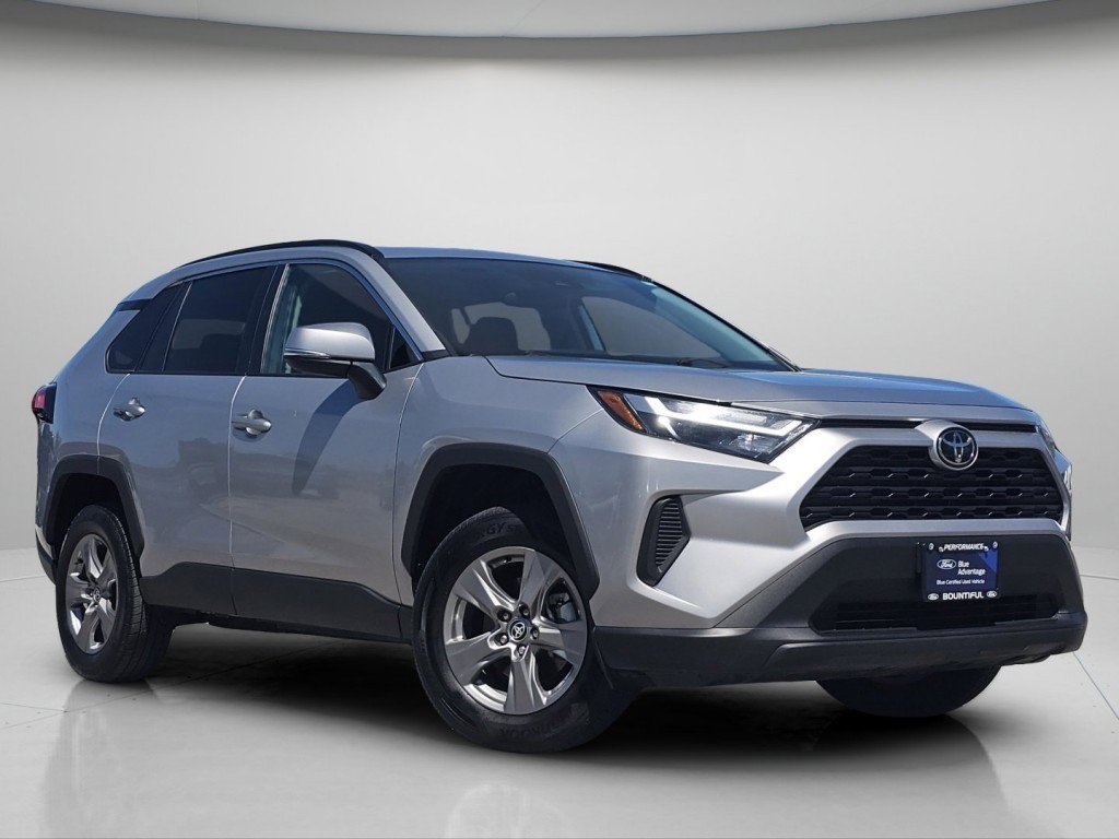 Used 2024 Toyota RAV4 XLE w/ Convenience Package AWD/4WD image 2