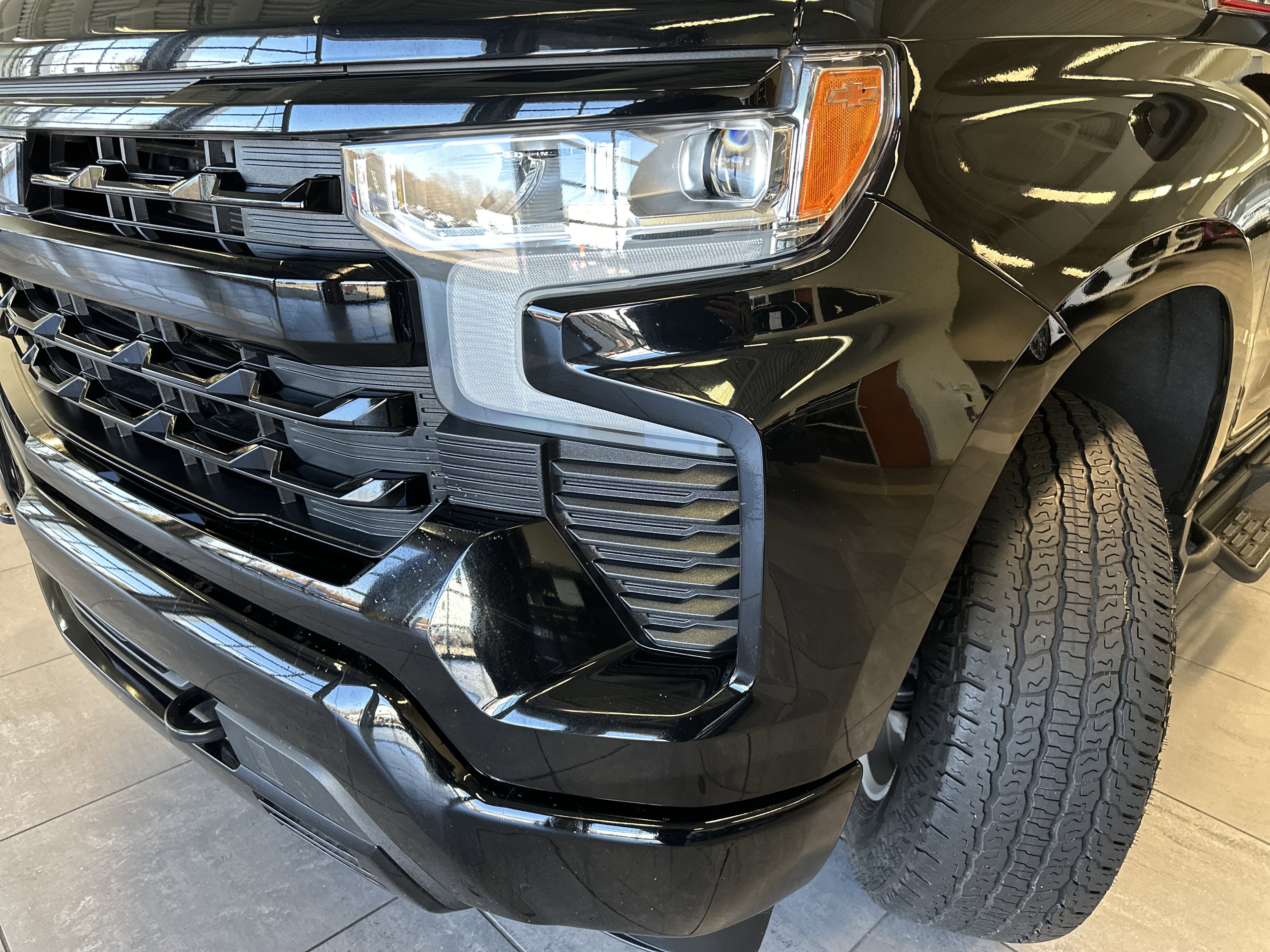 Used 2022 Chevrolet Silverado 1500 RST image 18