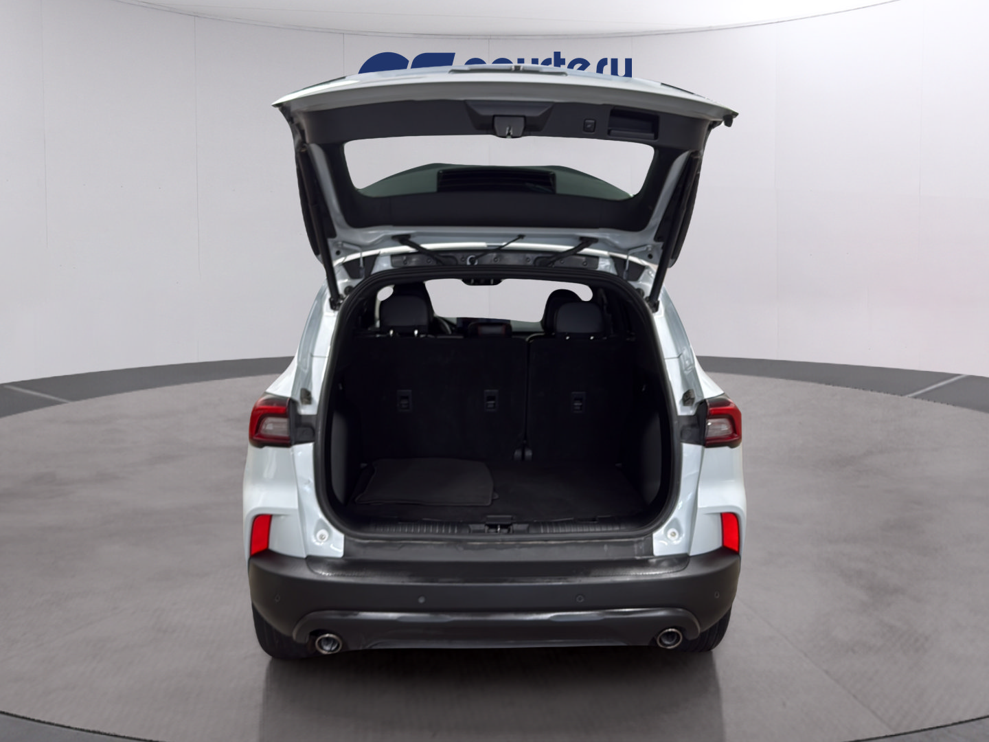 Certified 2025 Ford Escape ST-Line w/ Tech Pack #1 AWD/4WD image 9