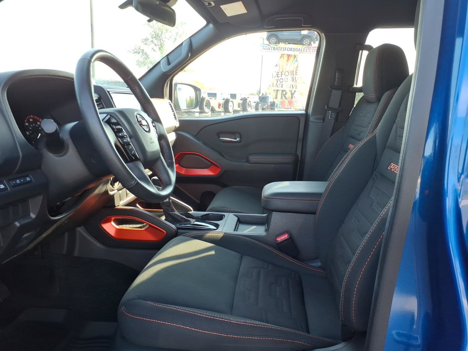 Used 2024 Nissan Frontier PRO-4X w/ Technology Package AWD/4WD image 10