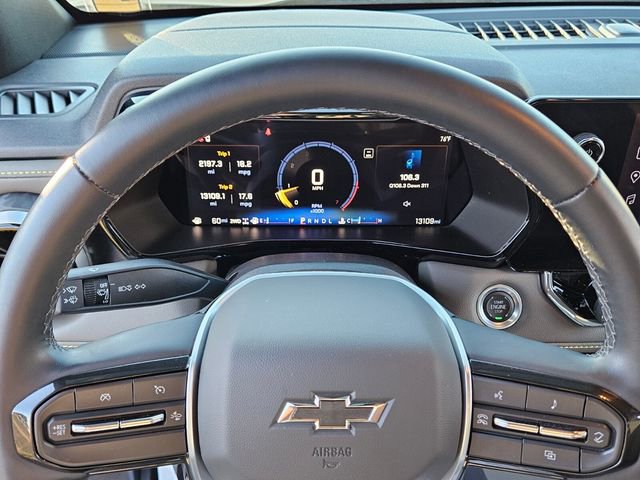 Used 2024 Chevrolet Colorado ZR2 w/ Technology Package image 23