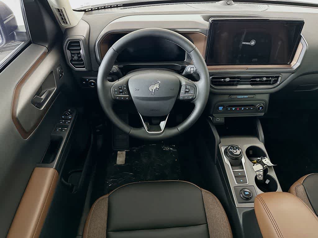 Certified 2025 Ford Bronco Sport Outer Banks w/ Outer Banks Tech Package+ AWD/4WD image 10