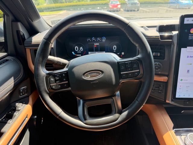 Certified 2024 Ford Expedition Platinum AWD/4WD image 16