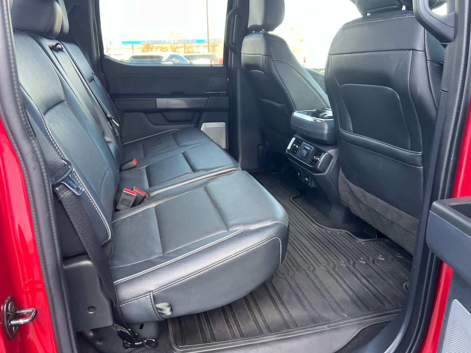 Certified 2023 Ford F150 Lariat w/ Equipment Group 502A High image 22