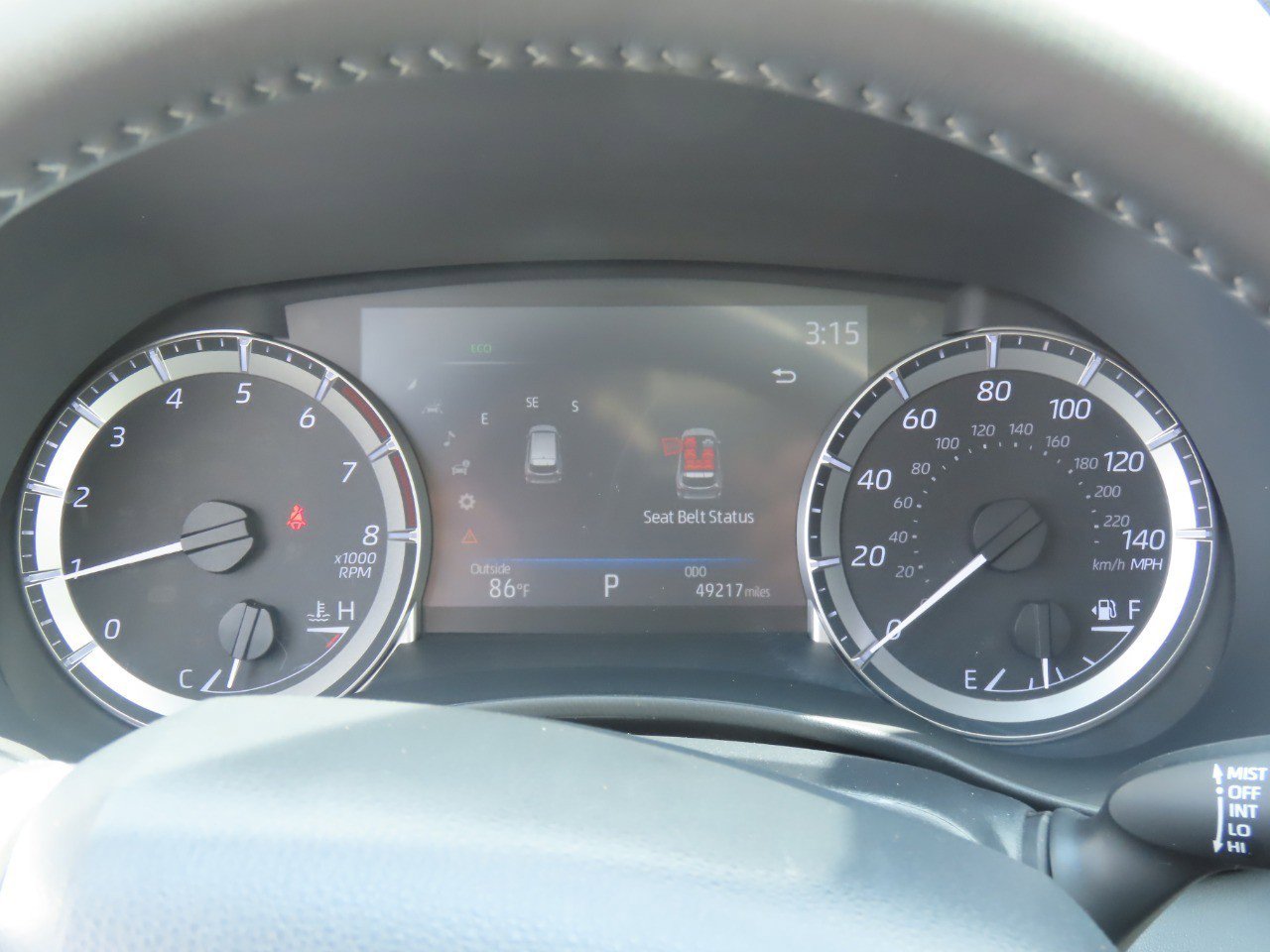 Used 2023 Toyota Highlander XLE FWD image 28