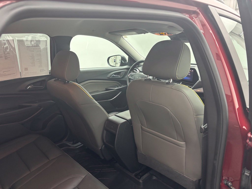 Used 2024 Chevrolet Trax ACTIV w/ Driver Confidence Package FWD image 37