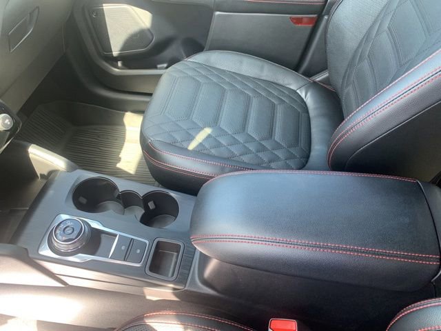 Certified 2023 Ford Escape ST-Line Elite w/ Premium Technology Package image 33