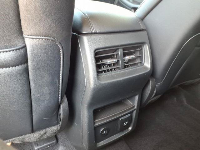 Certified 2024 Ford Edge SEL w/ Convenience Package AWD/4WD image 13
