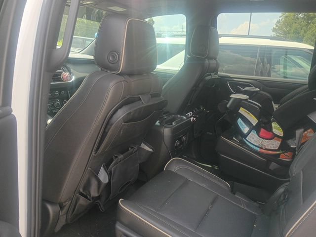 Used 2023 Chevrolet Suburban Premier AWD/4WD image 45