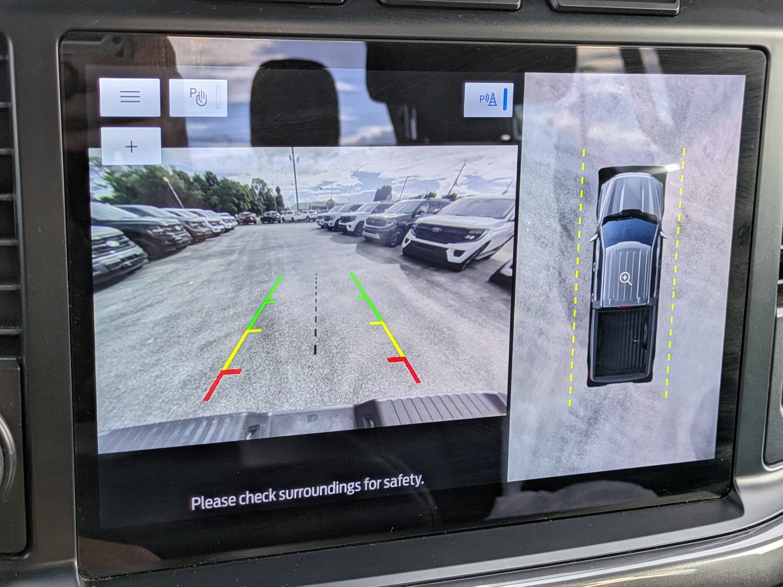 Certified 2022 Ford F150 XLT w/ Equipment Group 302A High image 27