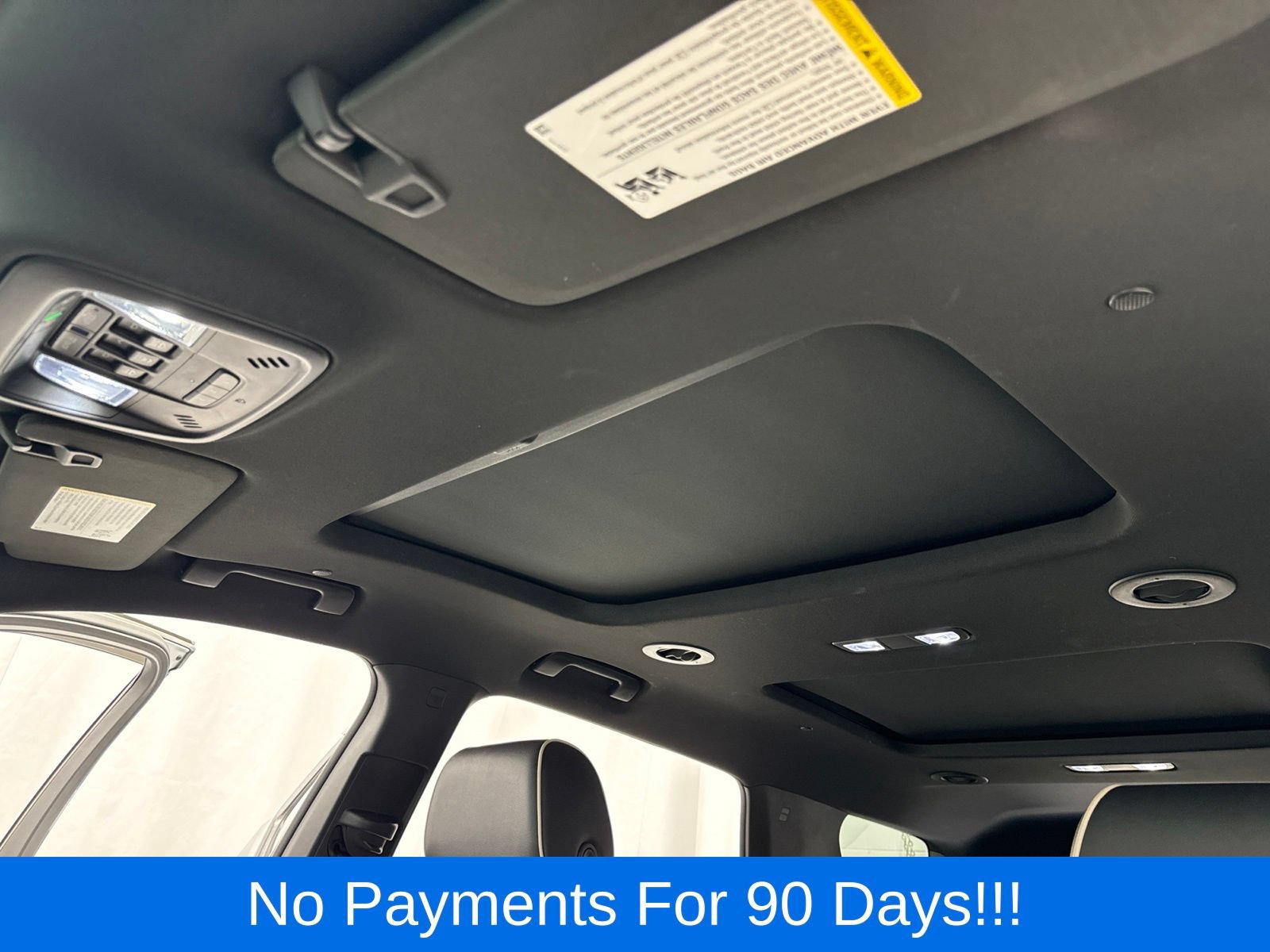 Used 2022 Chevrolet Traverse Premier w/ Redline Edition AWD/4WD image 25
