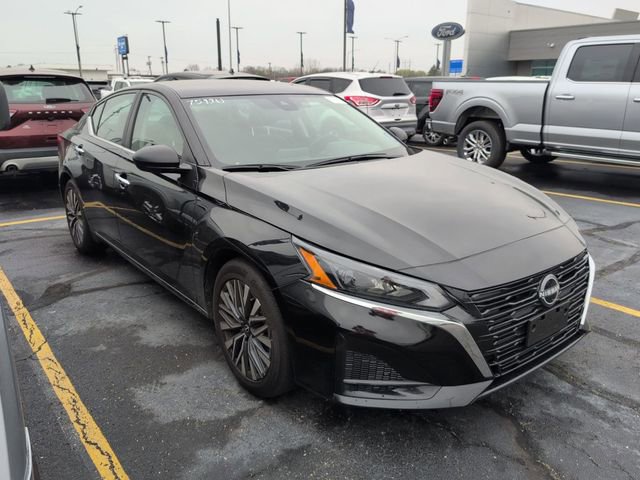 Used 2025 Nissan Altima 2.5 SV image 5