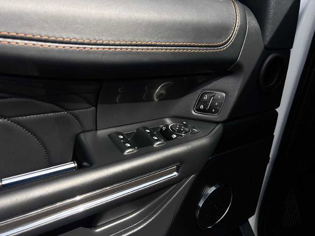 Certified 2023 Ford Expedition Platinum image 19