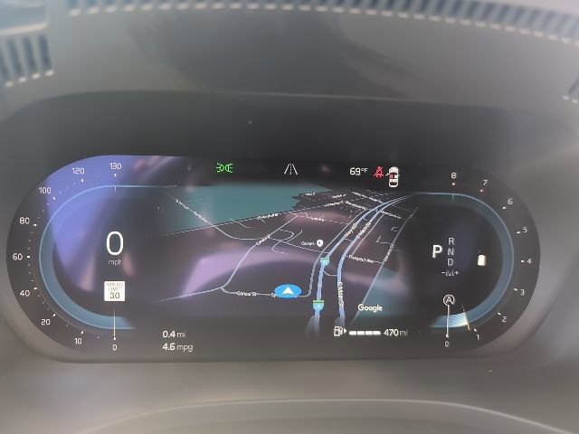 Used 2023 Volvo XC60 B5 Plus image 16