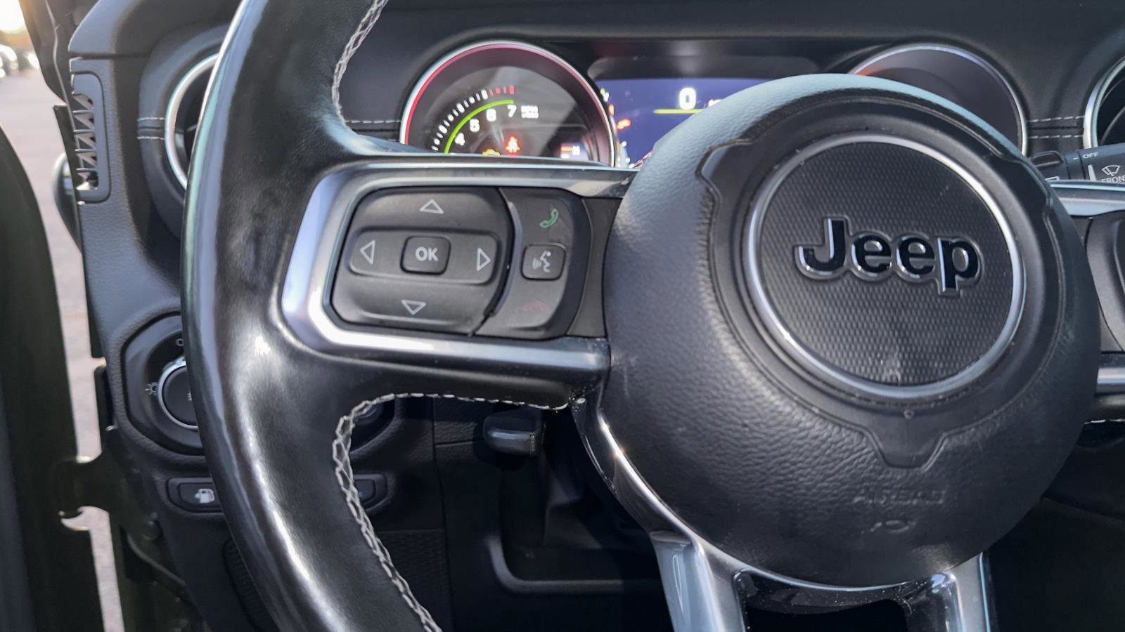 Used 2022 Jeep Wrangler Unlimited Sahara w/ Cold Weather Group image 23