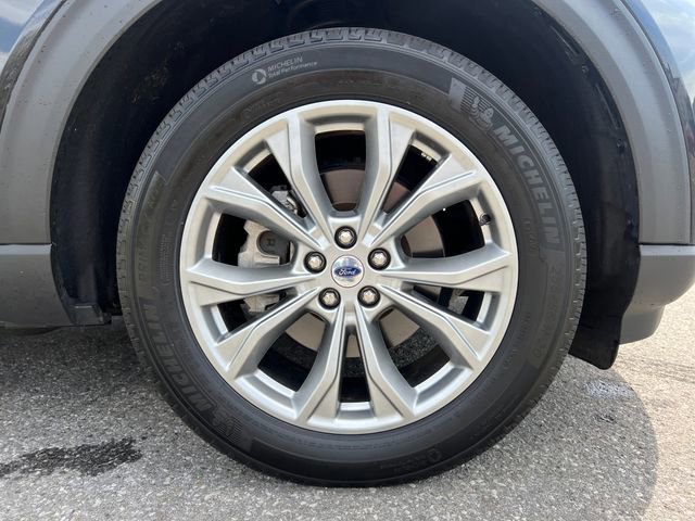 Certified 2023 Ford Explorer Limited w/ Equipment Group 301A AWD/4WD image 13