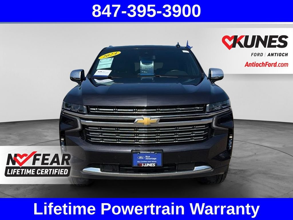 Used 2024 Chevrolet Suburban Premier AWD/4WD image 2