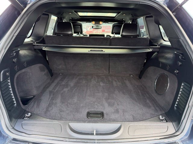 Used 2020 Jeep Grand Cherokee Limited w/ Luxury Group II AWD/4WD image 32