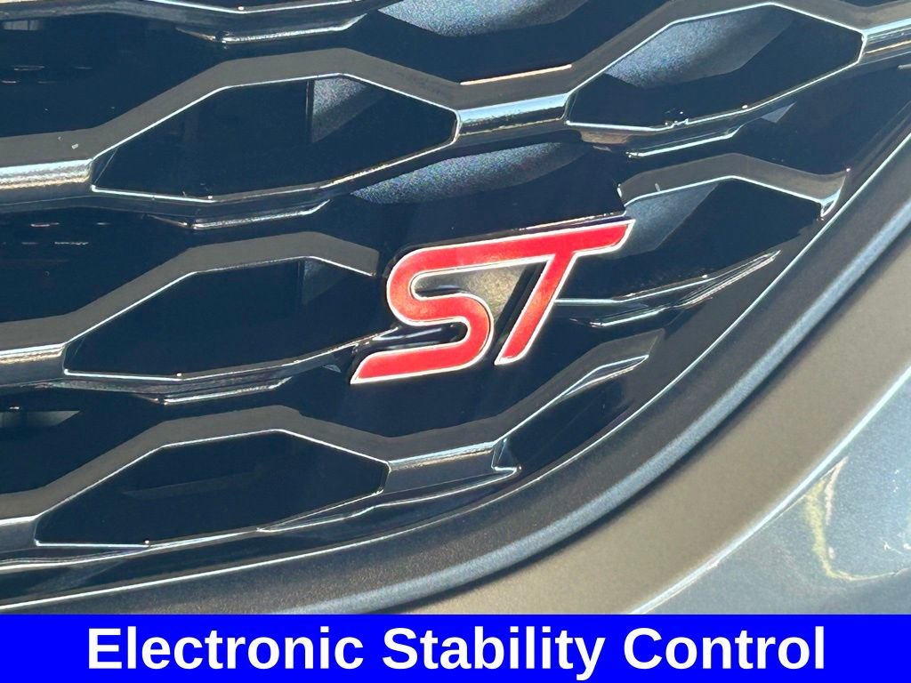 Certified 2022 Ford Explorer ST w/ ST Street Pack image 19