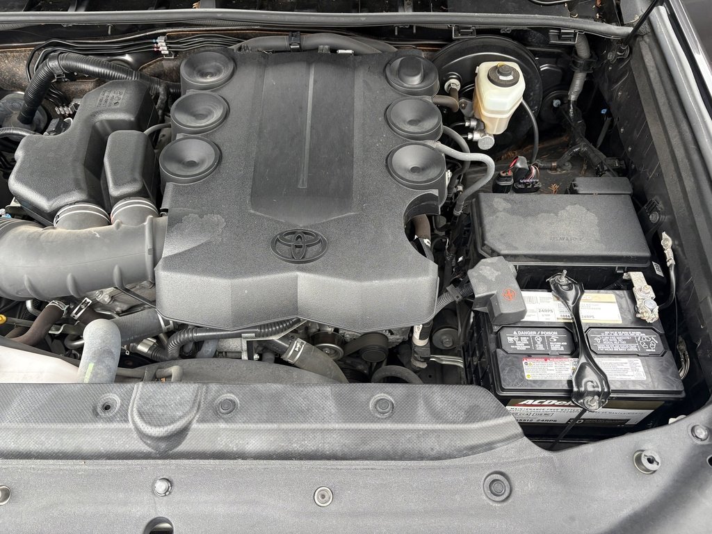 Used 2019 Toyota 4Runner SR5 image 38