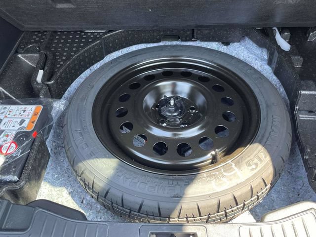 Certified 2025 Ford Escape ST-Line FWD image 22