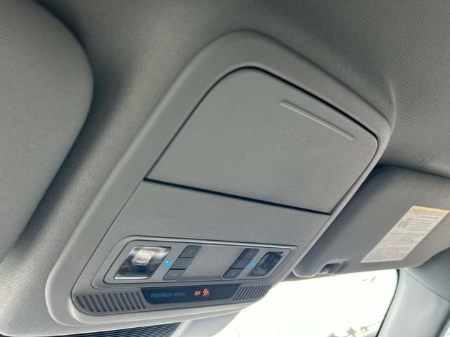 Certified 2023 Ford Explorer XLT RWD image 33