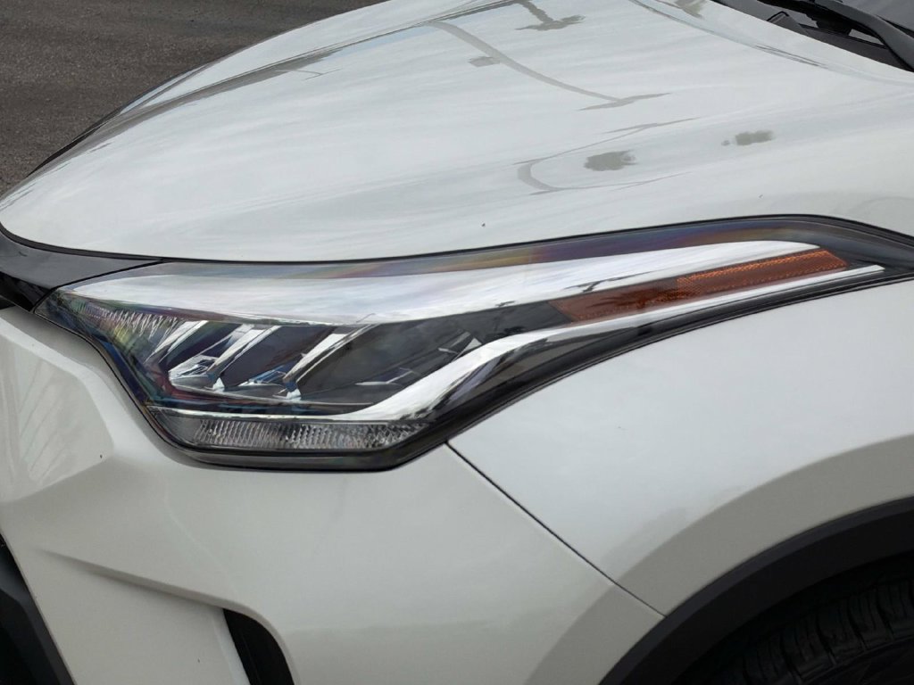 Used 2021 Toyota C-HR XLE FWD image 10