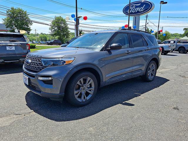 Certified 2023 Ford Explorer XLT w/ Equipment Group 202A AWD/4WD image 15
