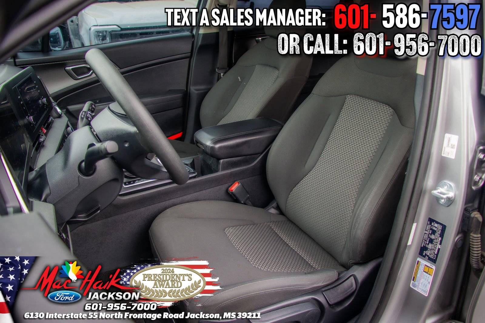 Used 2023 Kia Sportage LX image 8