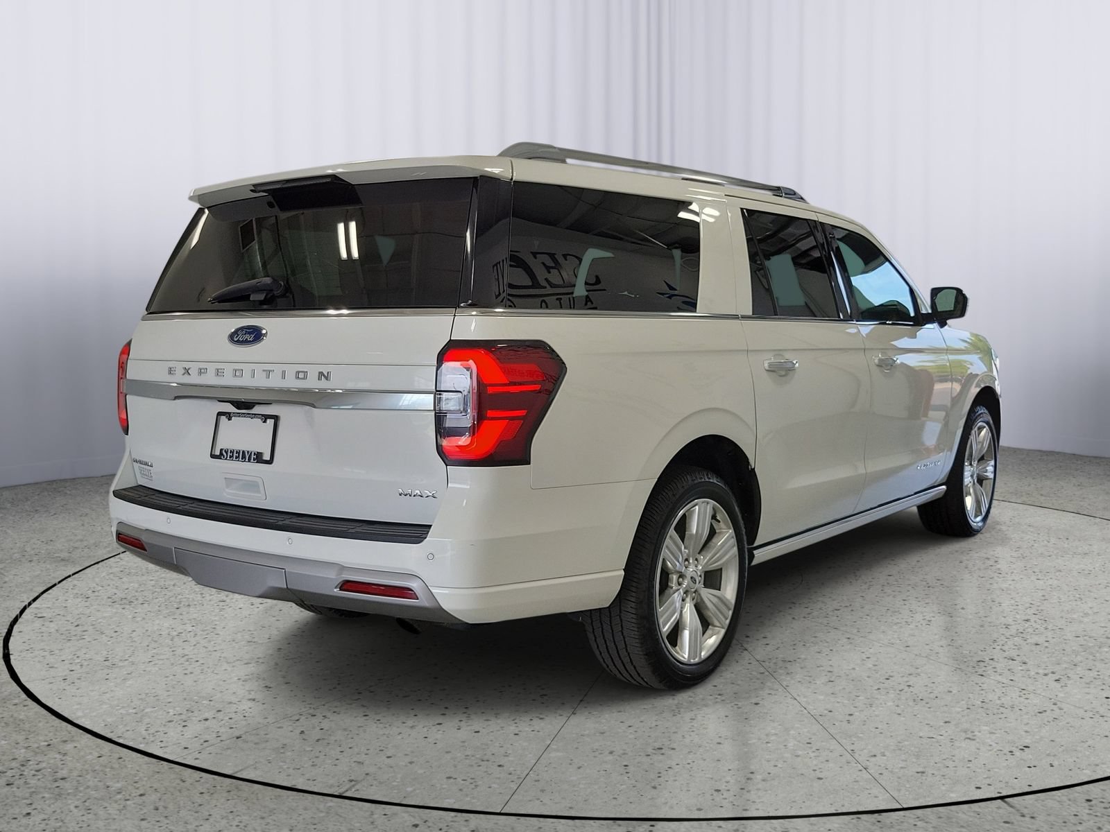 Certified 2023 Ford Expedition Max Platinum AWD/4WD image 2