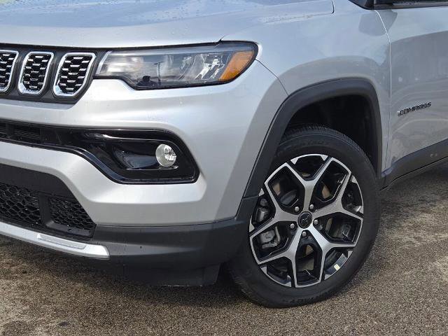 Used 2025 Jeep Compass Limited image 8