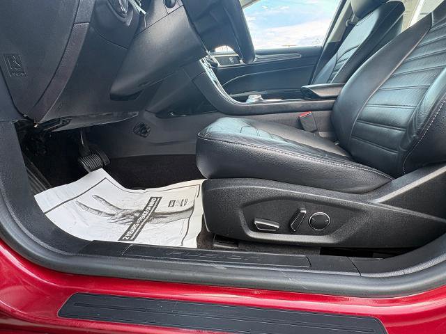 Certified 2017 Ford Fusion Energi SE image 13