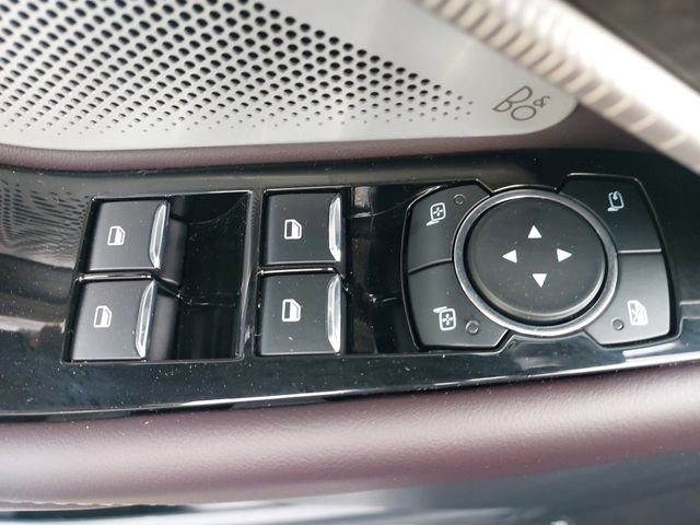 Certified 2025 Ford Explorer Platinum w/ Ultimate Package image 28