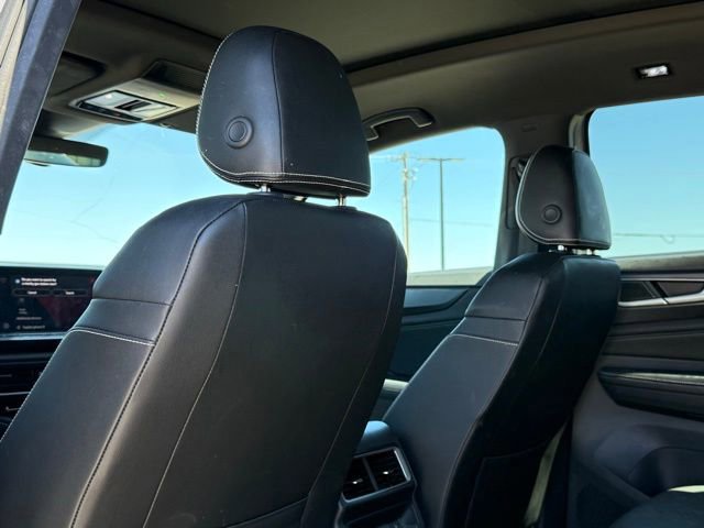 Used 2024 Volkswagen Atlas Cross Sport SEL AWD/4WD image 20