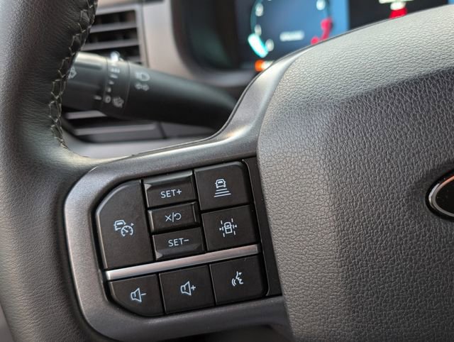 Certified 2025 Ford F150 Lariat w/ Equipment Group 502A High image 26