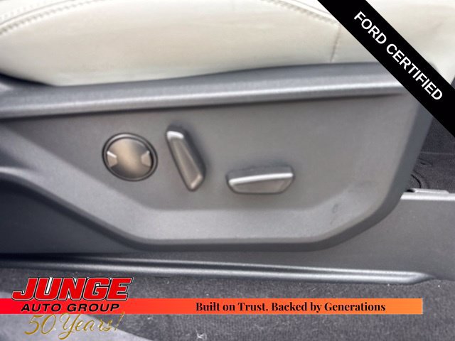 Certified 2025 Ford Expedition Max Platinum w/ Driver's Package AWD/4WD image 11