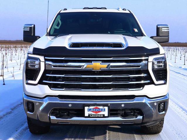 Used 2024 Chevrolet Silverado 2500 LTZ w/ LTZ Plus Package image 9