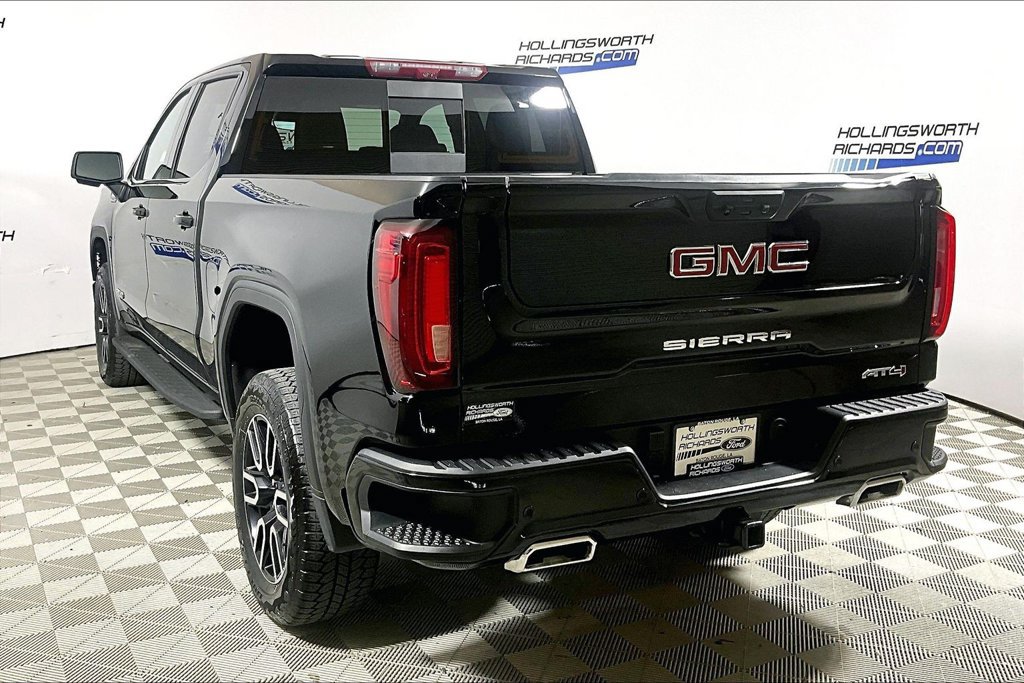 Used 2025 GMC Sierra 1500 AT4 w/ AT4 Premium Package AWD/4WD image 8