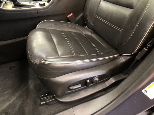 Used 2019 GMC Acadia Denali w/ Technology Package image 11