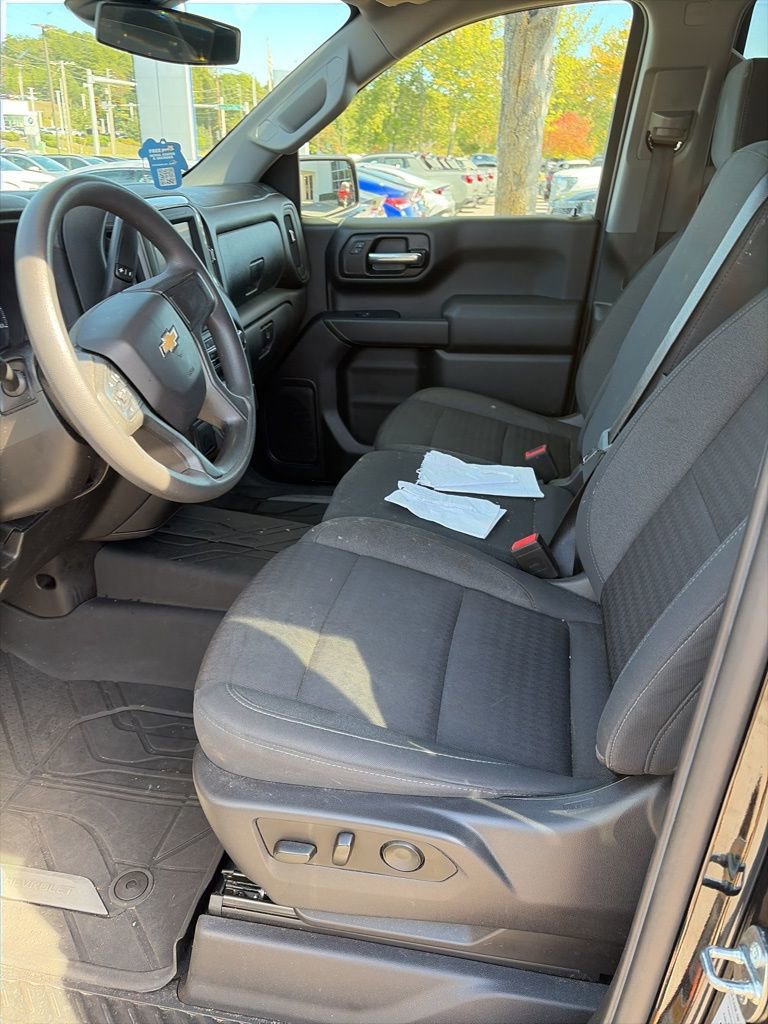 Used 2022 Chevrolet Silverado 1500 Custom image 15