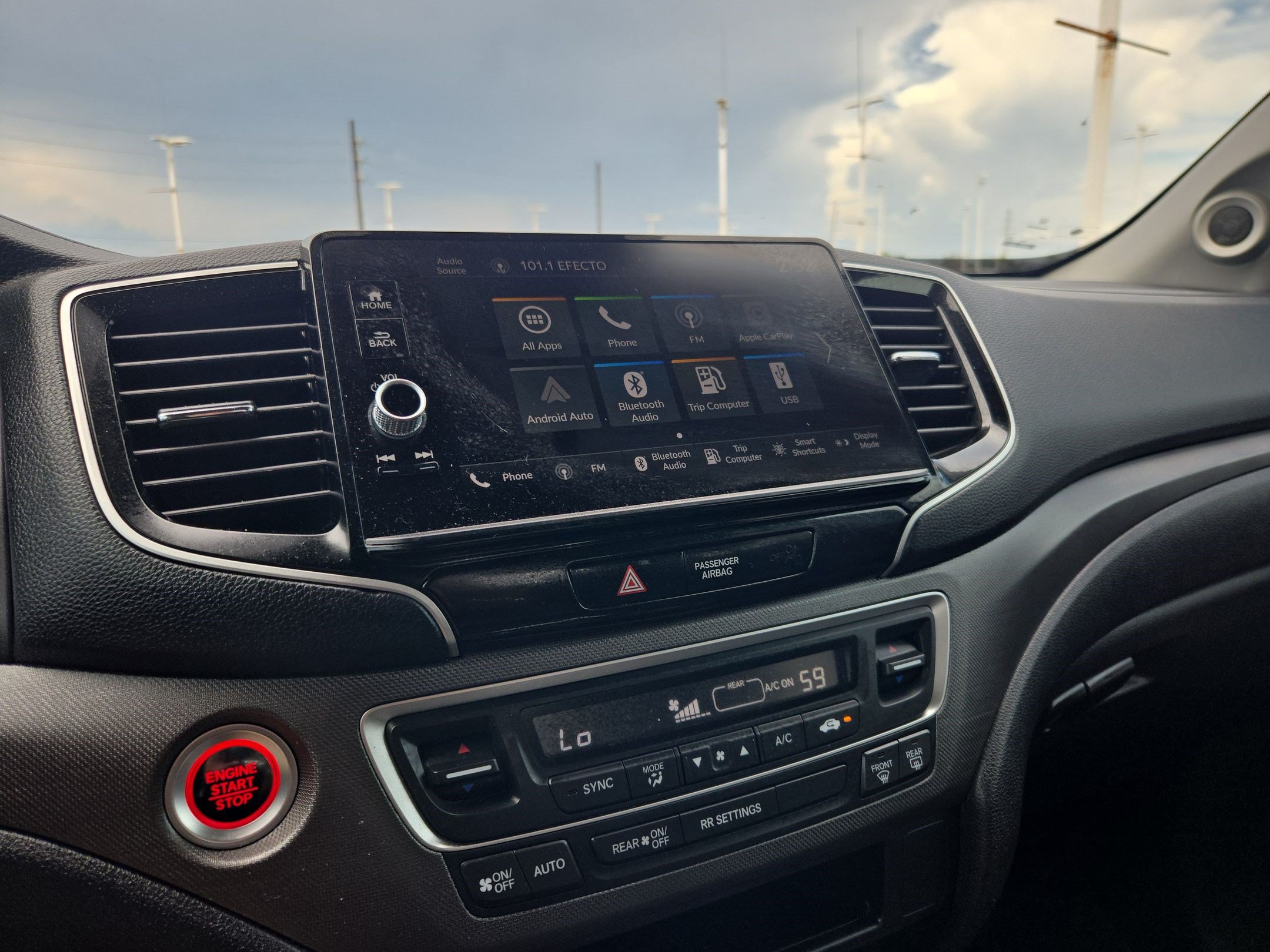 Used 2025 Honda Ridgeline Sport image 25