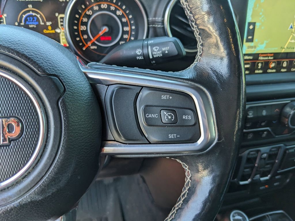 Used 2019 Jeep Wrangler Unlimited Sahara w/ Dual Top Group AWD/4WD image 28