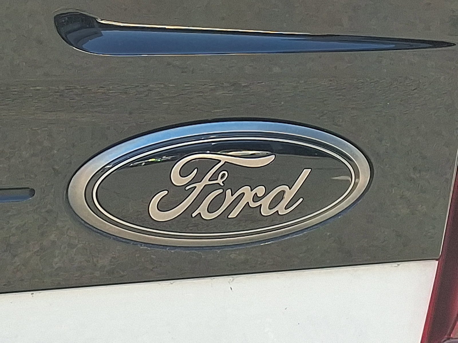 Certified 2023 Ford F150 Platinum w/ Equipment Group 701A High image 29