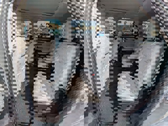 Certified 2025 Ford Explorer Platinum w/ Ultimate Package image 33